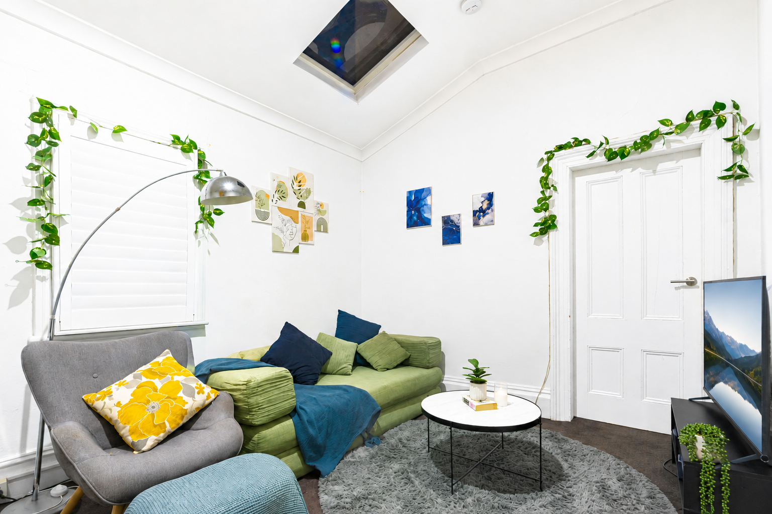 Elegant City 1BDR | 5 mins WALK to USYD, UTS, CBD in Chippendale